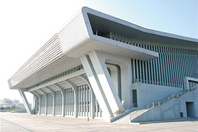 商場(chǎng)的外墻一般用多厚的鋁單板？