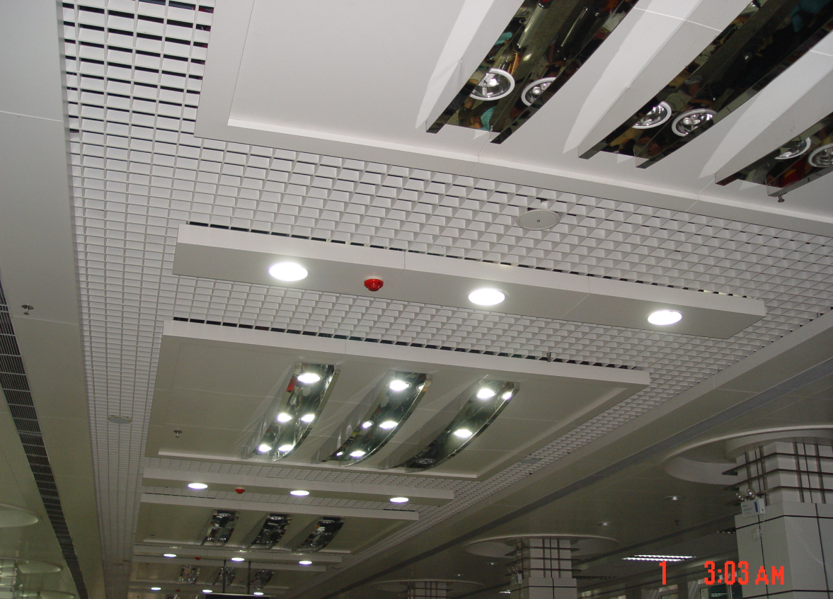 蜂窩鋁板創(chuàng)新技術(shù)在動車上的運(yùn)用 蜂窩鋁板創(chuàng)新技術(shù)在動車上的運(yùn)用