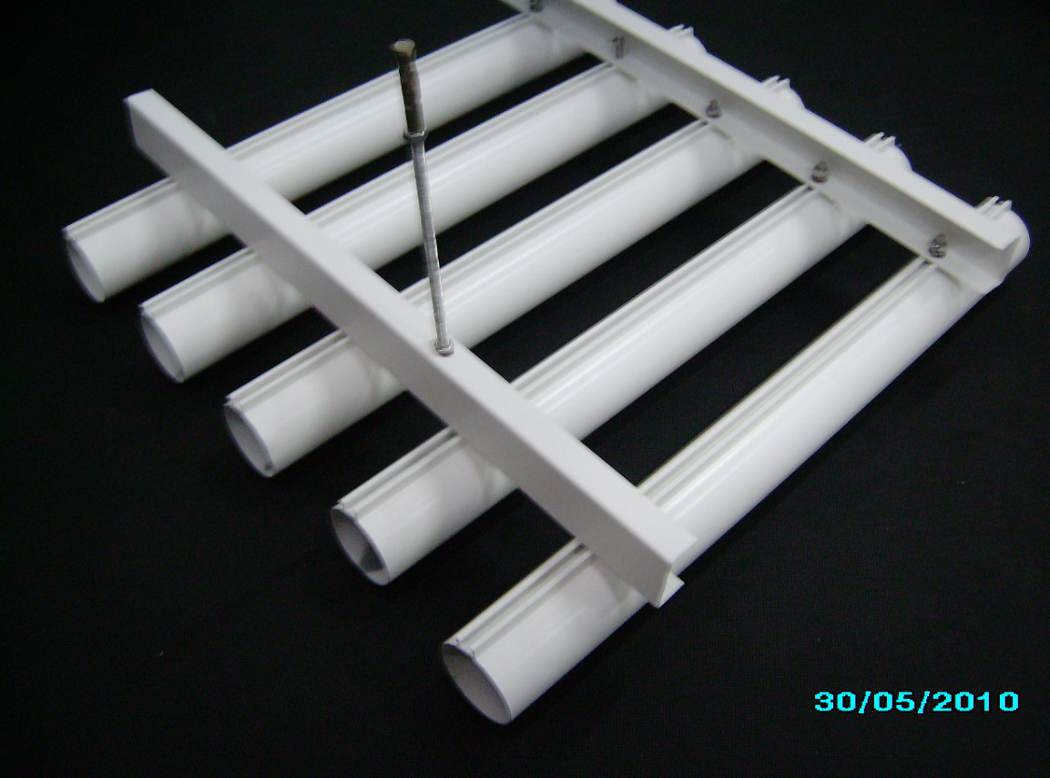 選取鋁蜂窩板的原材料 選取鋁蜂窩板的原材料