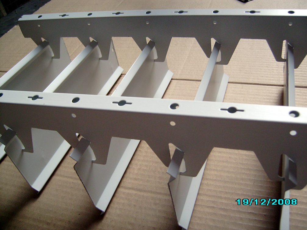 選擇鋁蜂窩板的原因 選擇鋁蜂窩板的原因